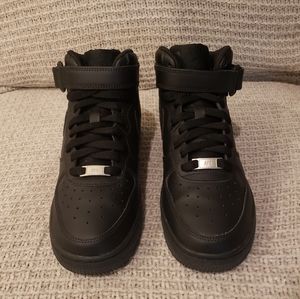 Boys Nike Air Force 1